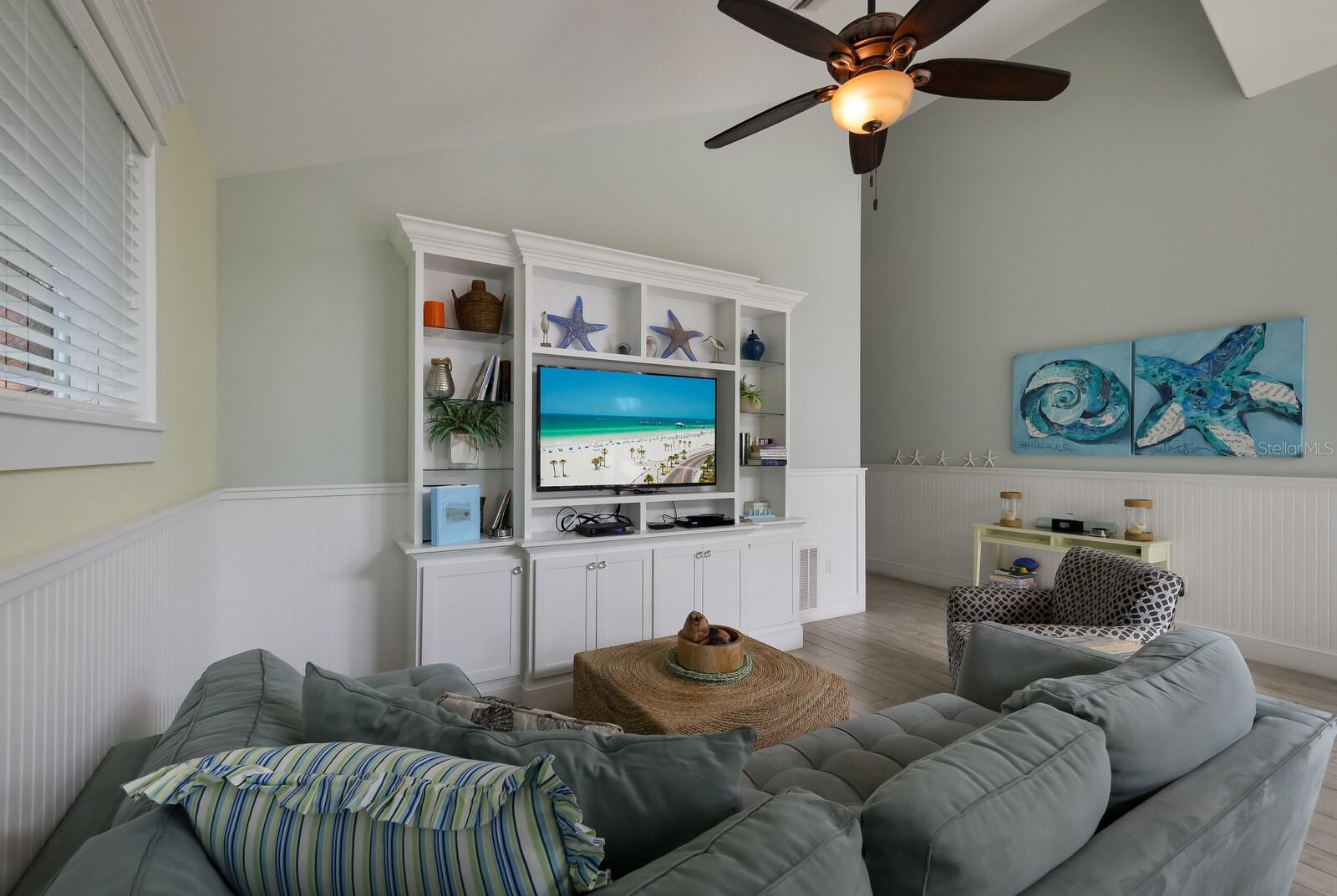 WEST WIND SHORES - Residential