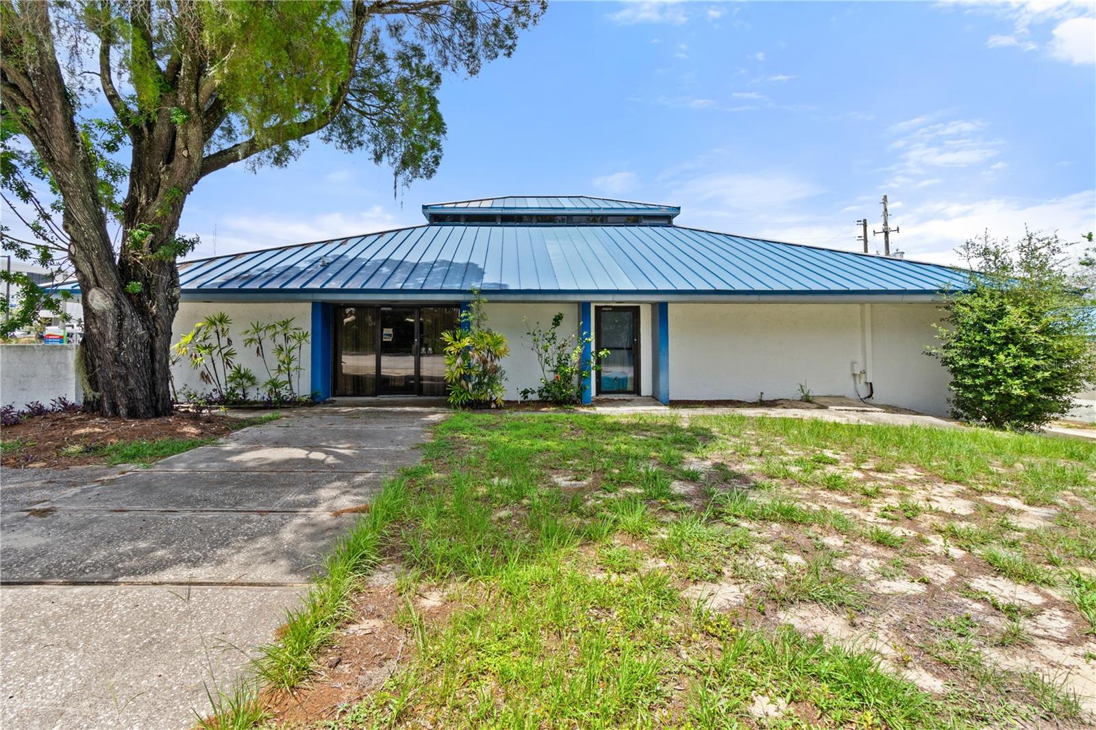 Photo 1 of 43 — 441 S 11TH STREET, LAKE WALES, FL 33853