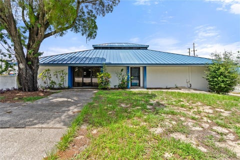 Photo of 441 S 11th Street, Lake Wales, FL 33853 (MLS # K4903645)