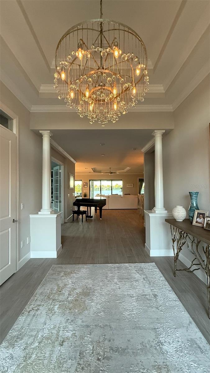 ARTISAN LAKES - Residential