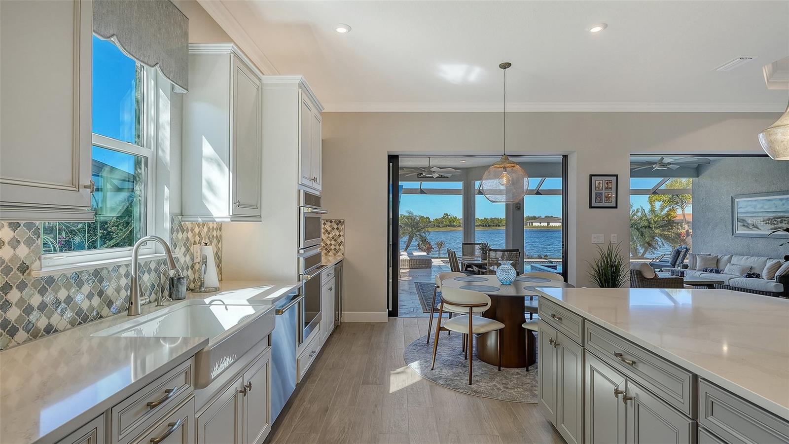 ARTISAN LAKES - Residential