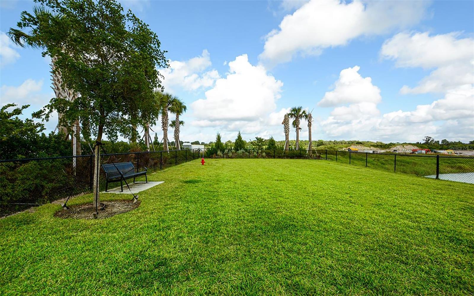 ARTISAN LAKES - Residential