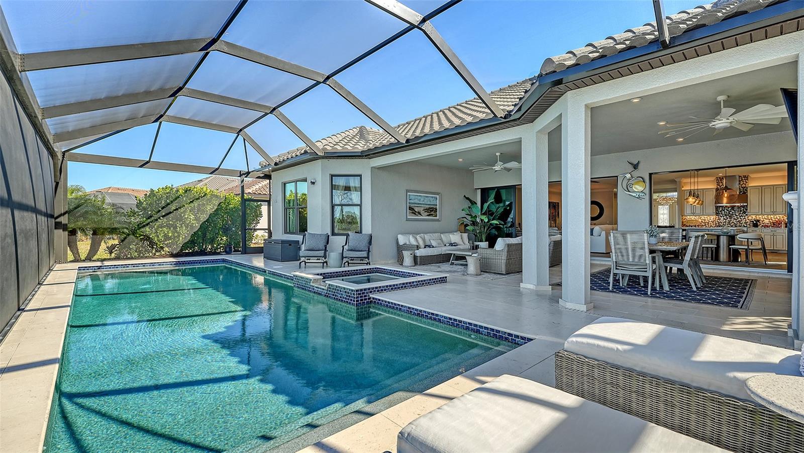 ARTISAN LAKES - Residential