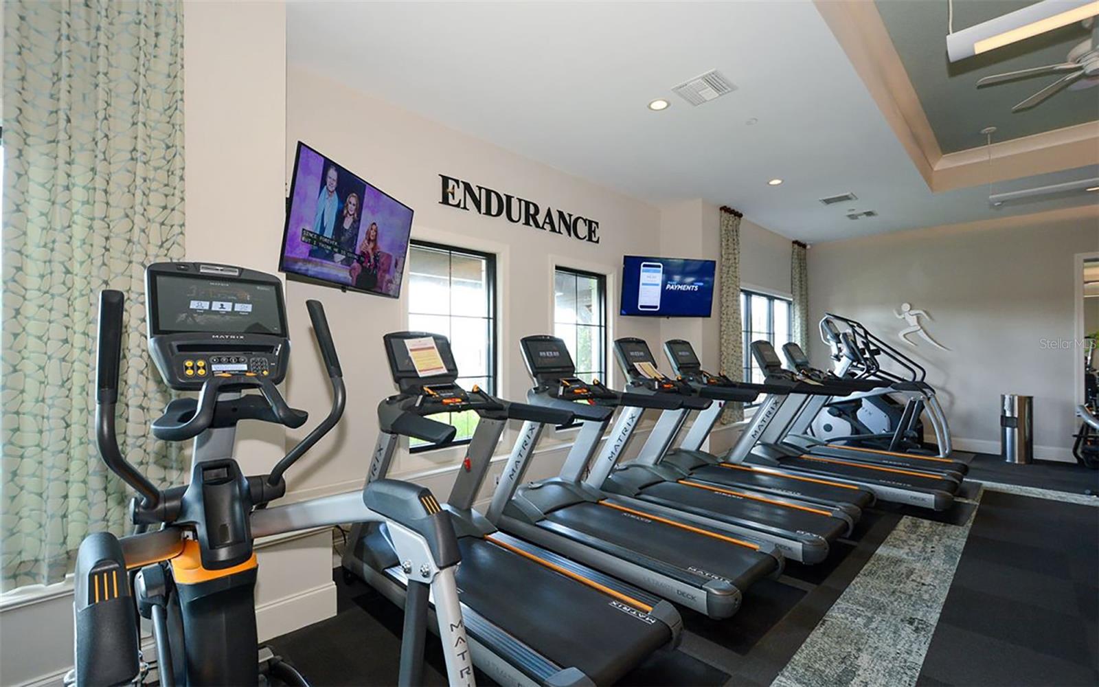 ARTISAN LAKES - Residential