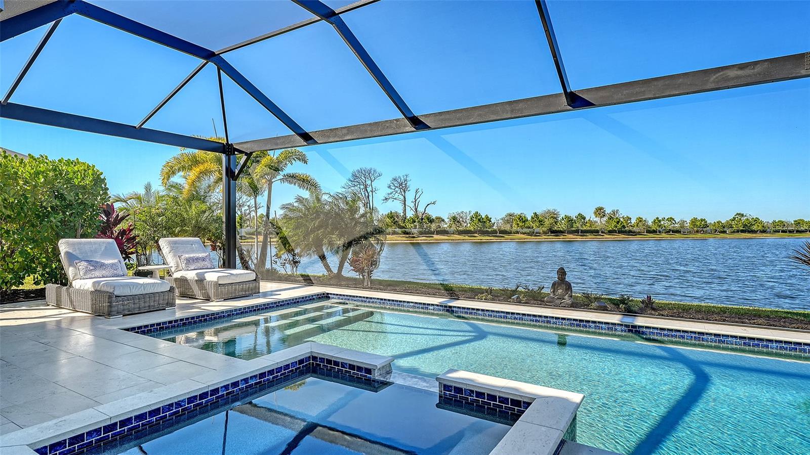 ARTISAN LAKES - Residential