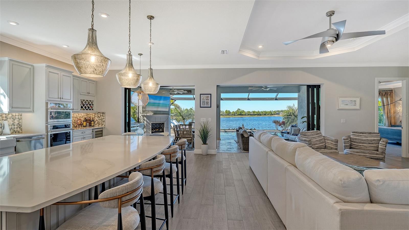 ARTISAN LAKES - Residential