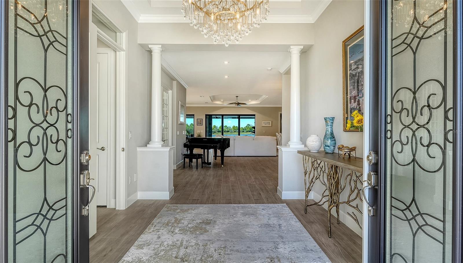 ARTISAN LAKES - Residential