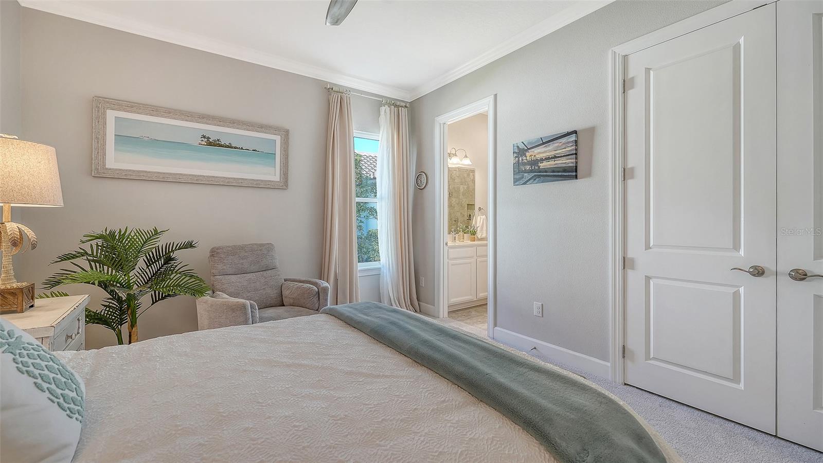 ARTISAN LAKES - Residential