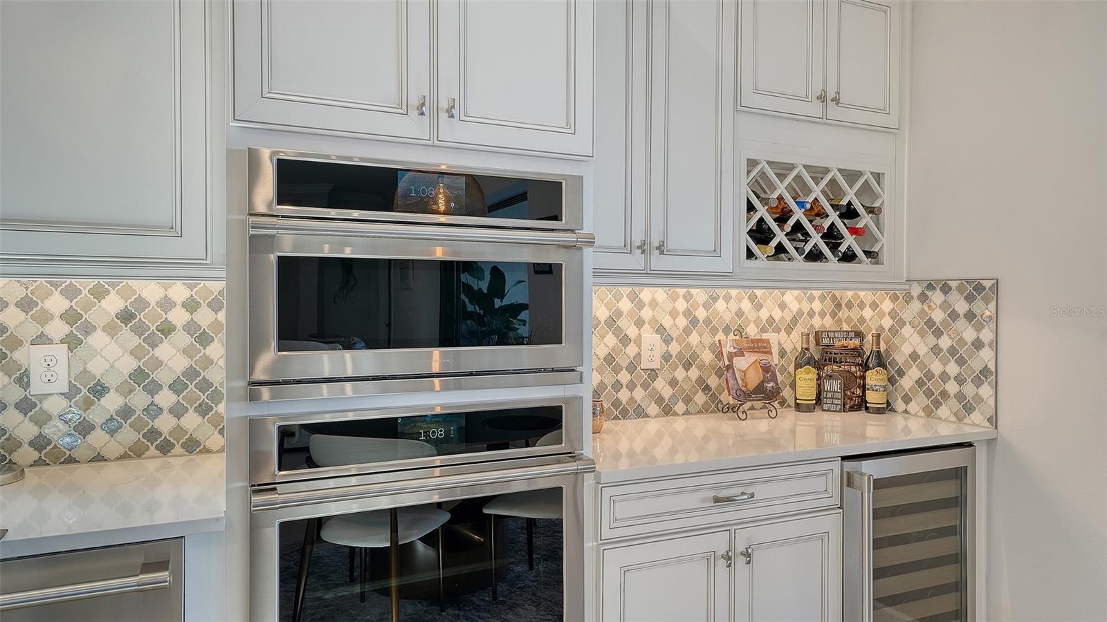 ARTISAN LAKES - Residential