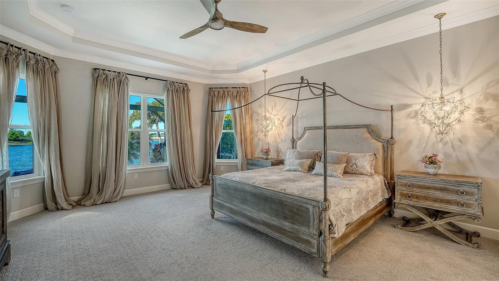 ARTISAN LAKES - Residential