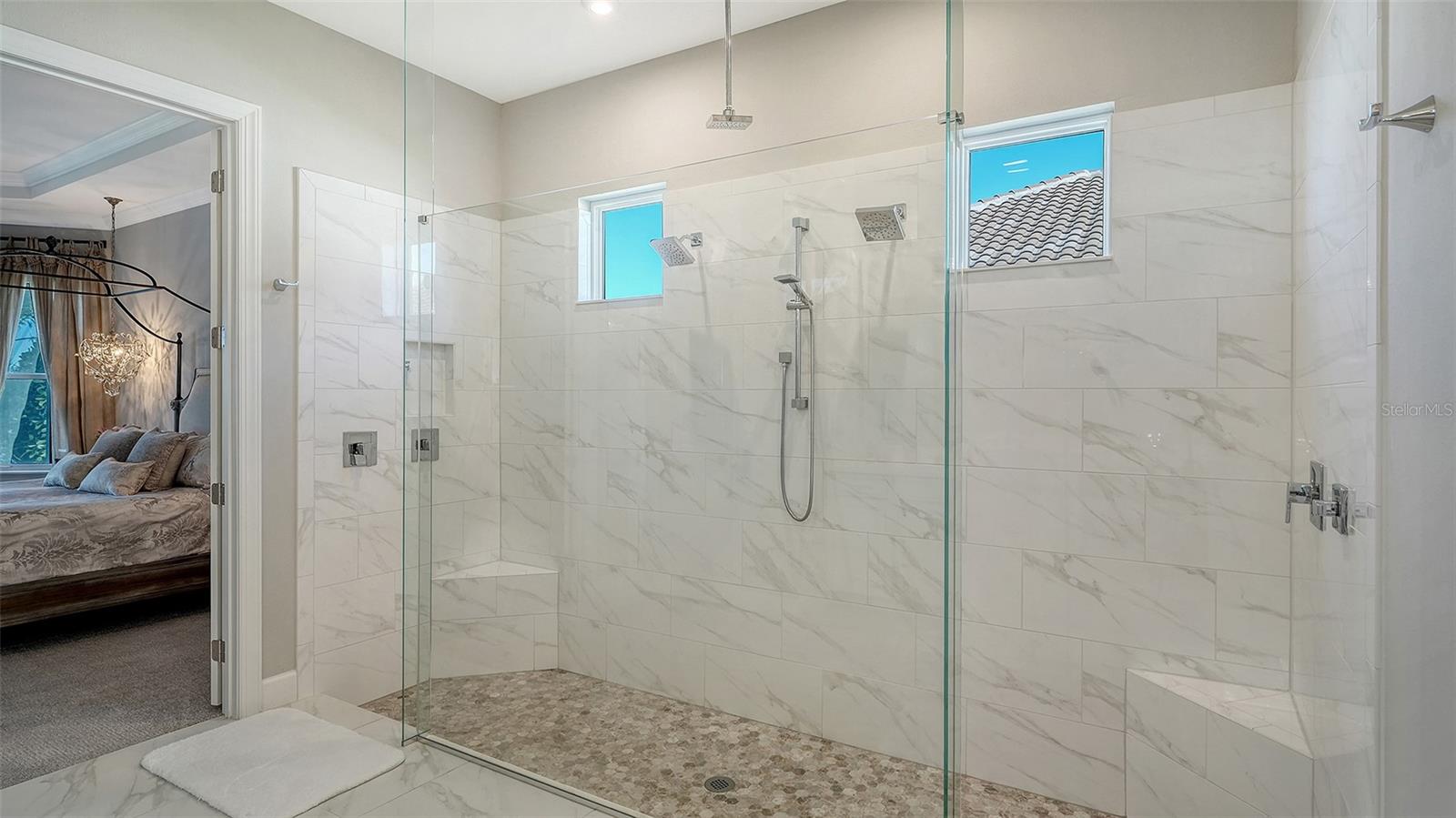 ARTISAN LAKES - Residential