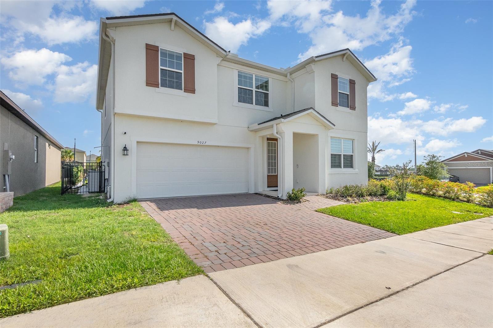 9027 CORAL CAPE STREET