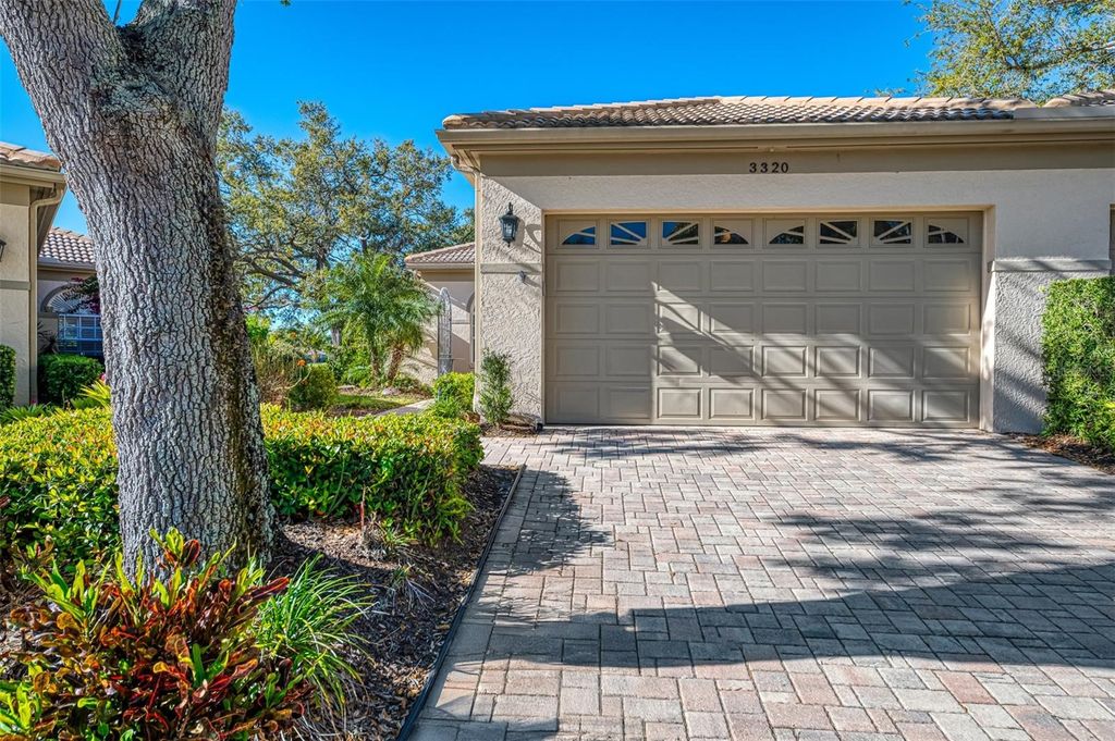 Photo of 3320 Hadfield Greene #39, Sarasota, FL 34235 (MLS # A4672988)