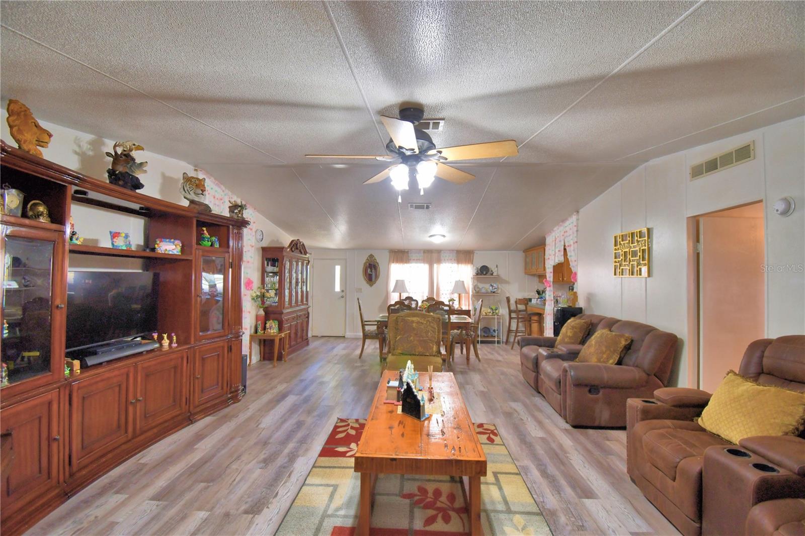 TIGER CREEK GROVES - Residential