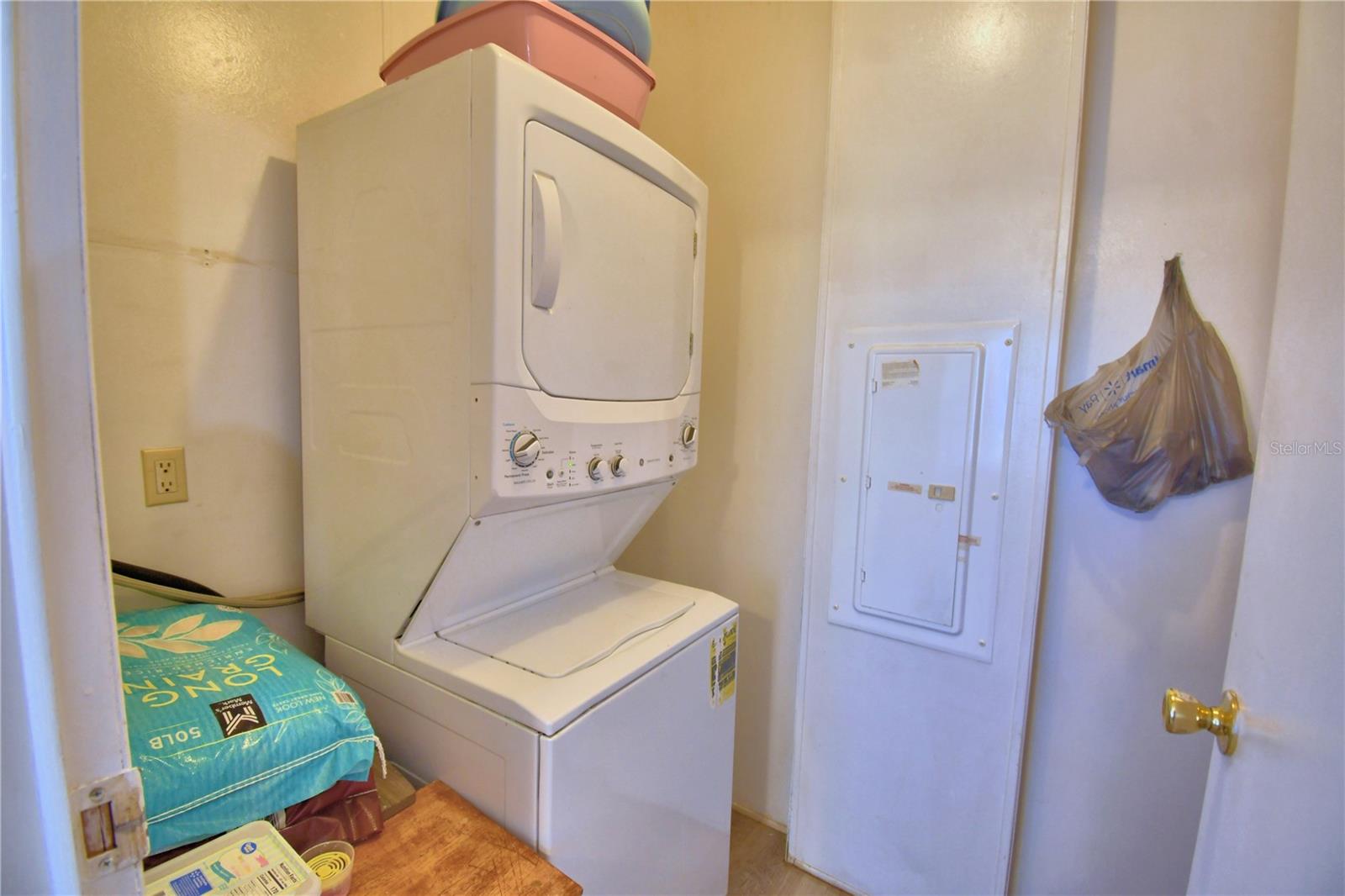 TIGER CREEK GROVES - Residential