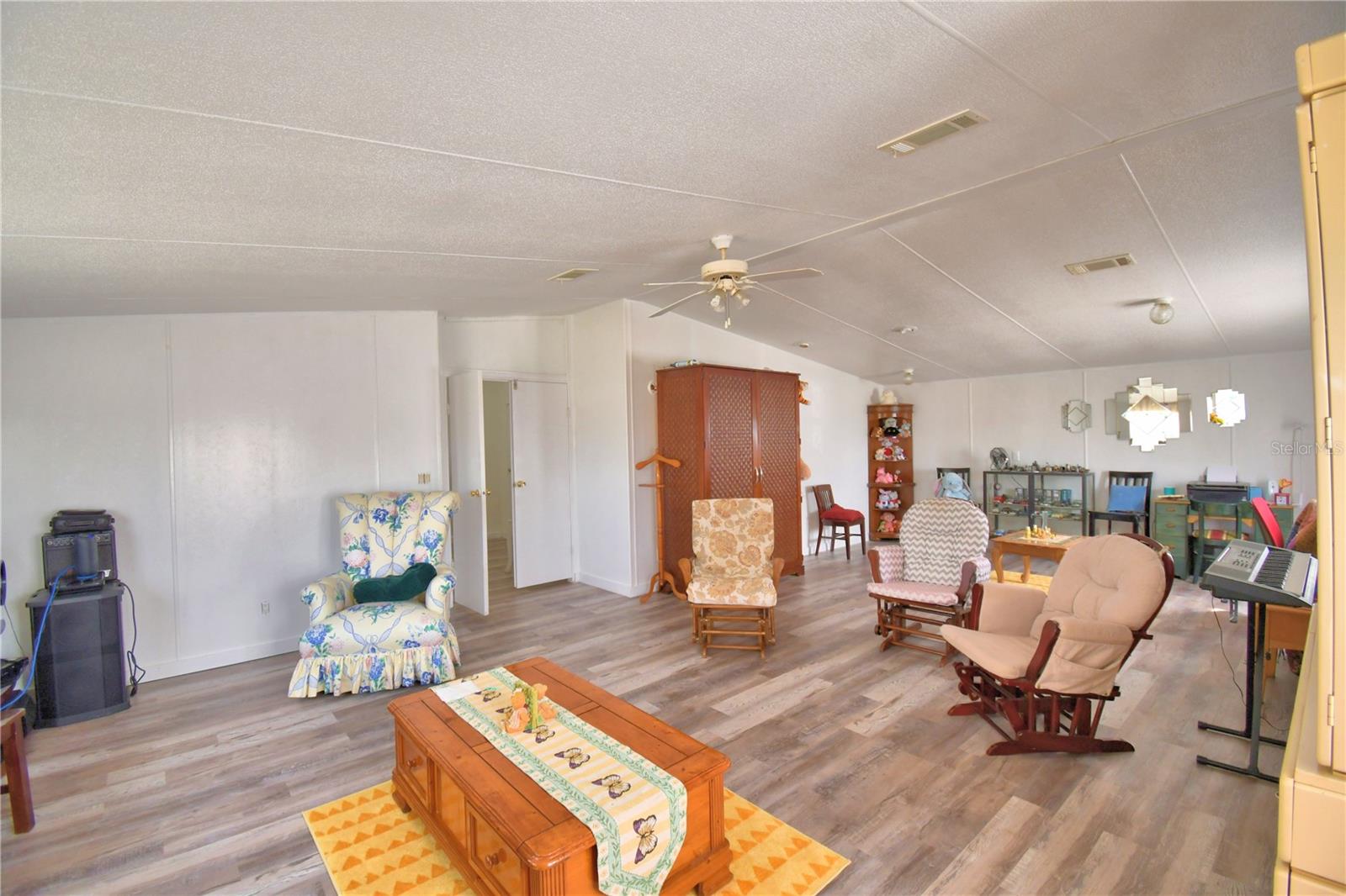 TIGER CREEK GROVES - Residential