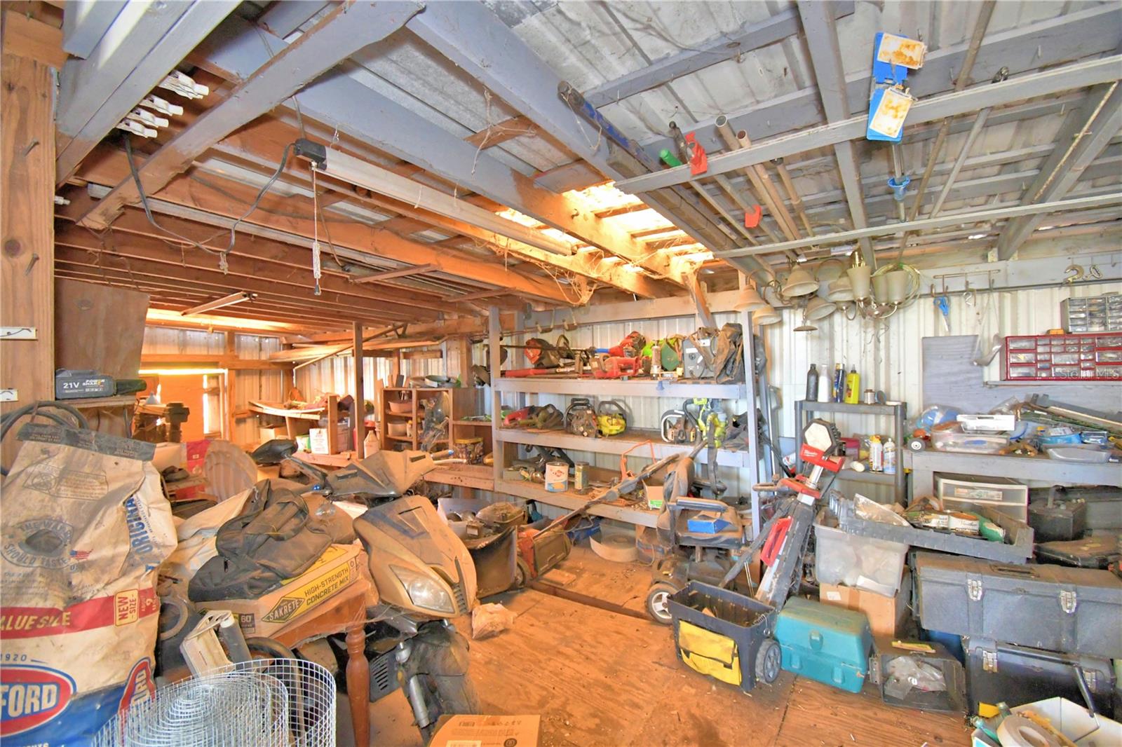 TIGER CREEK GROVES - Residential