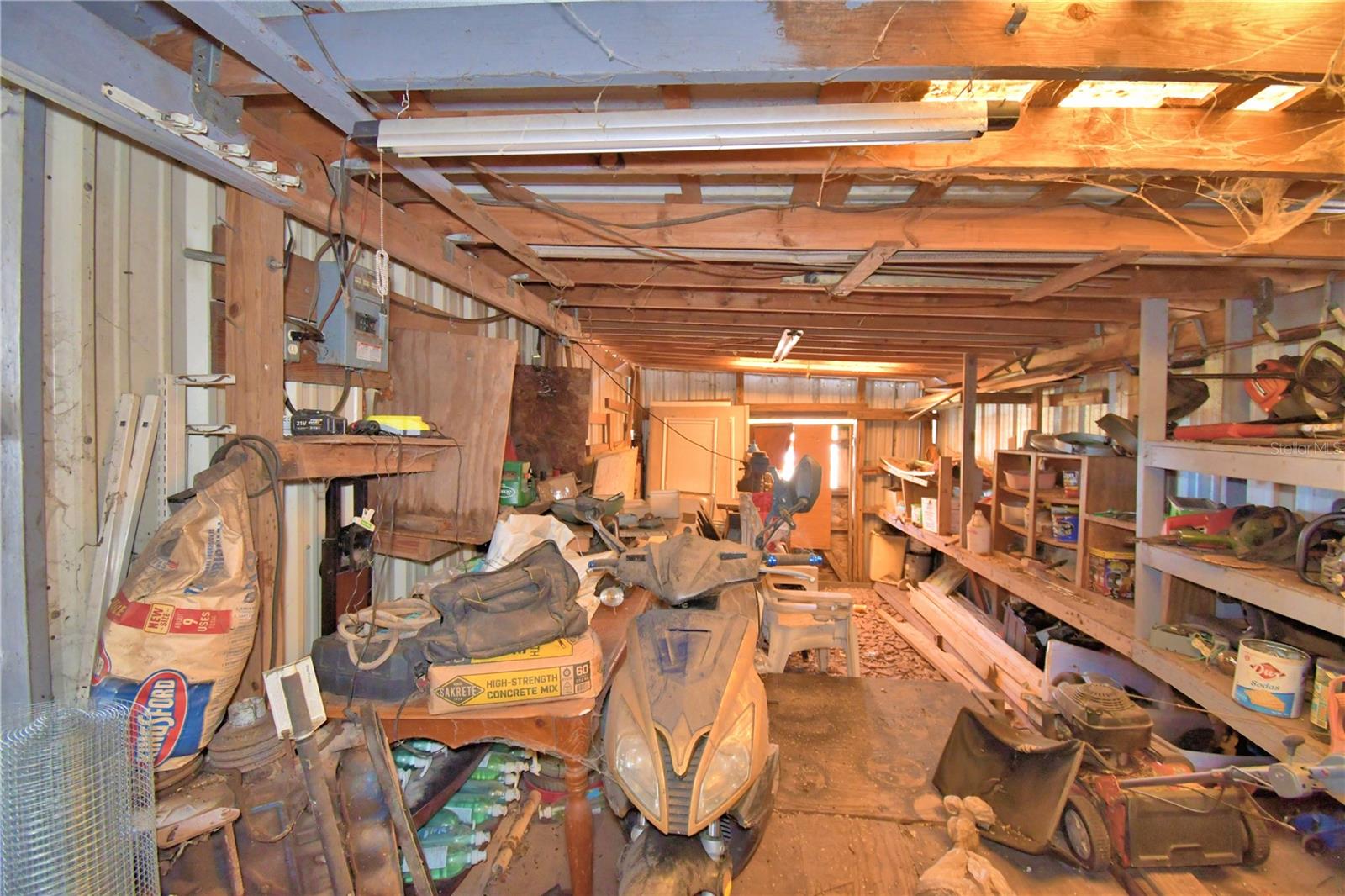 TIGER CREEK GROVES - Residential