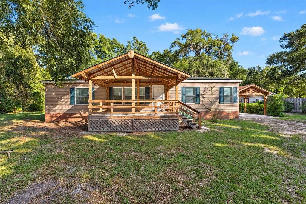 Photo of 3495 NE 132nd Place, Anthony, FL 32617 (MLS # OM734621)