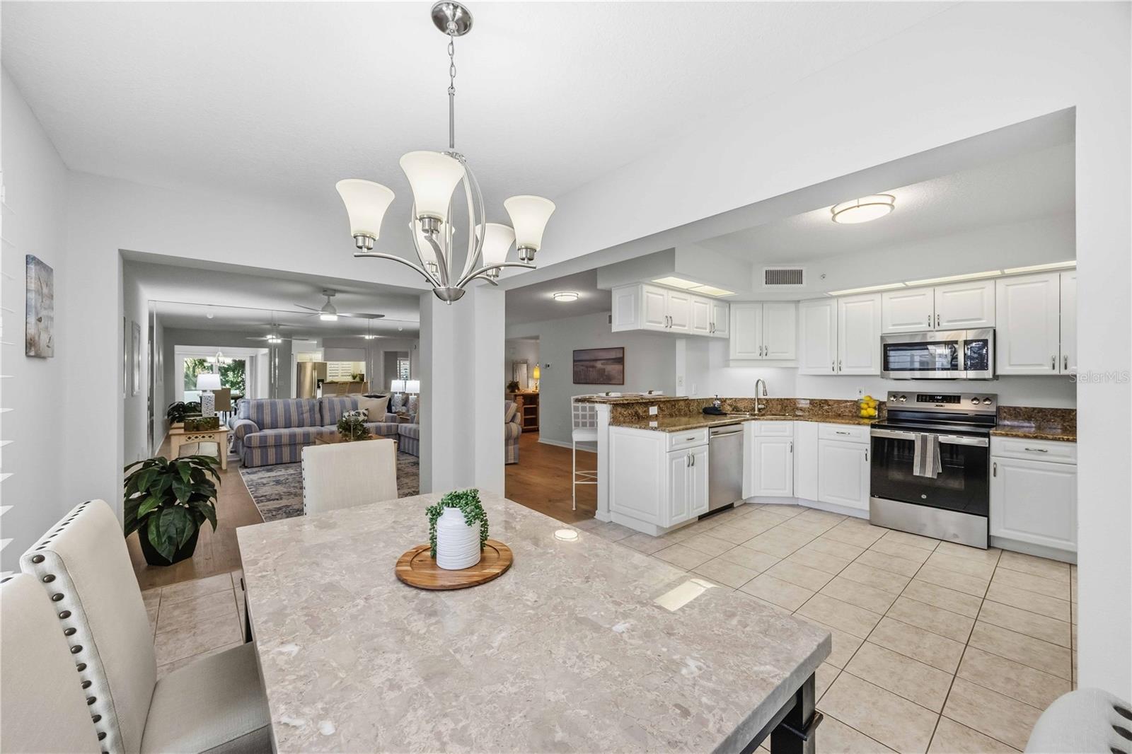 GARDENS 04 ST ANDREWS PARK AT PLANTATION THE - Residential