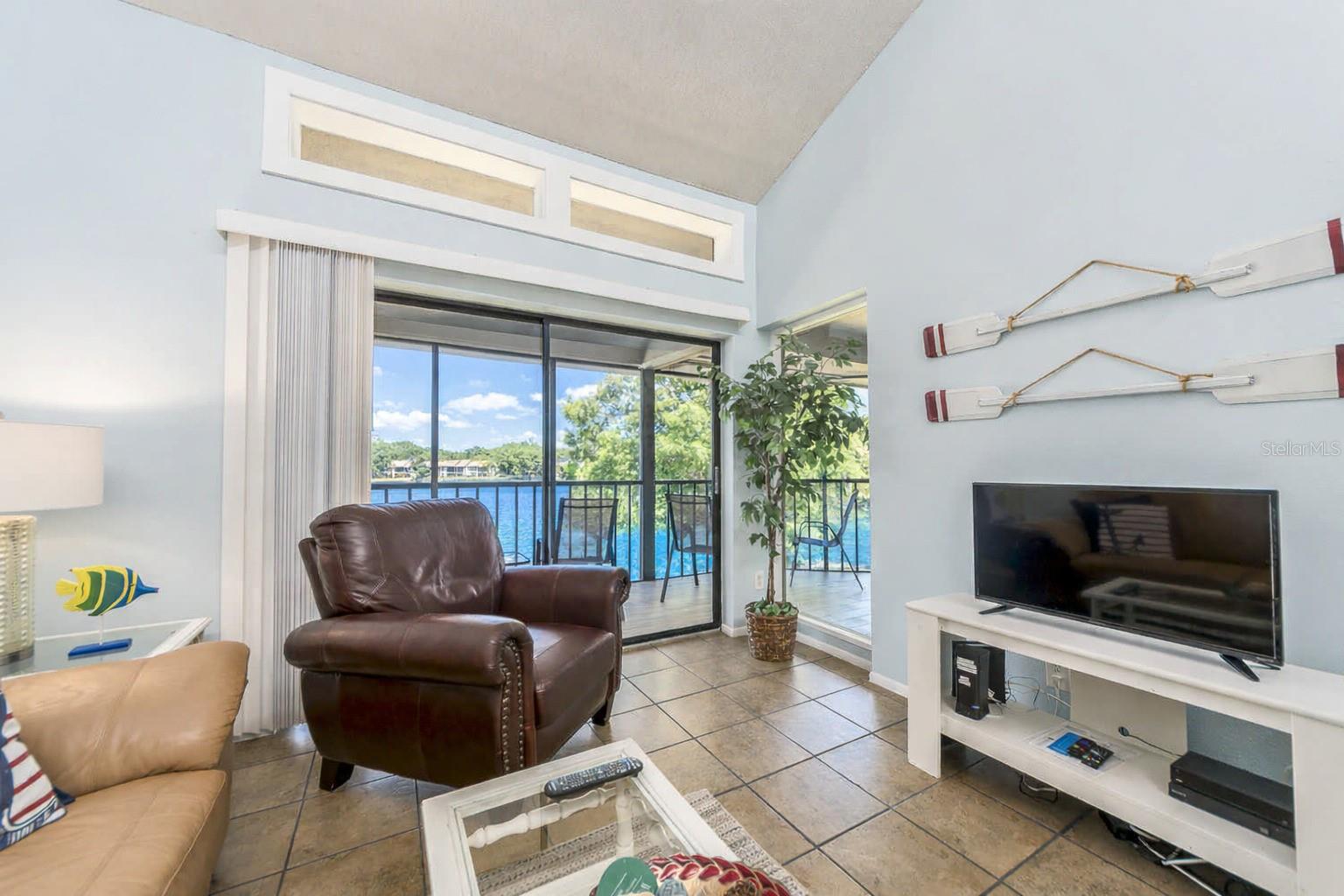 304 WOODLAKE WYNDE 304