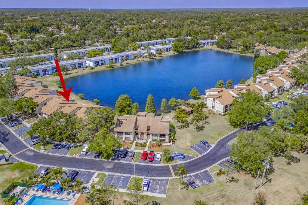 Photo of 304 Woodlake Wynde #304, Oldsmar, FL 34677 (MLS # TB8498051)