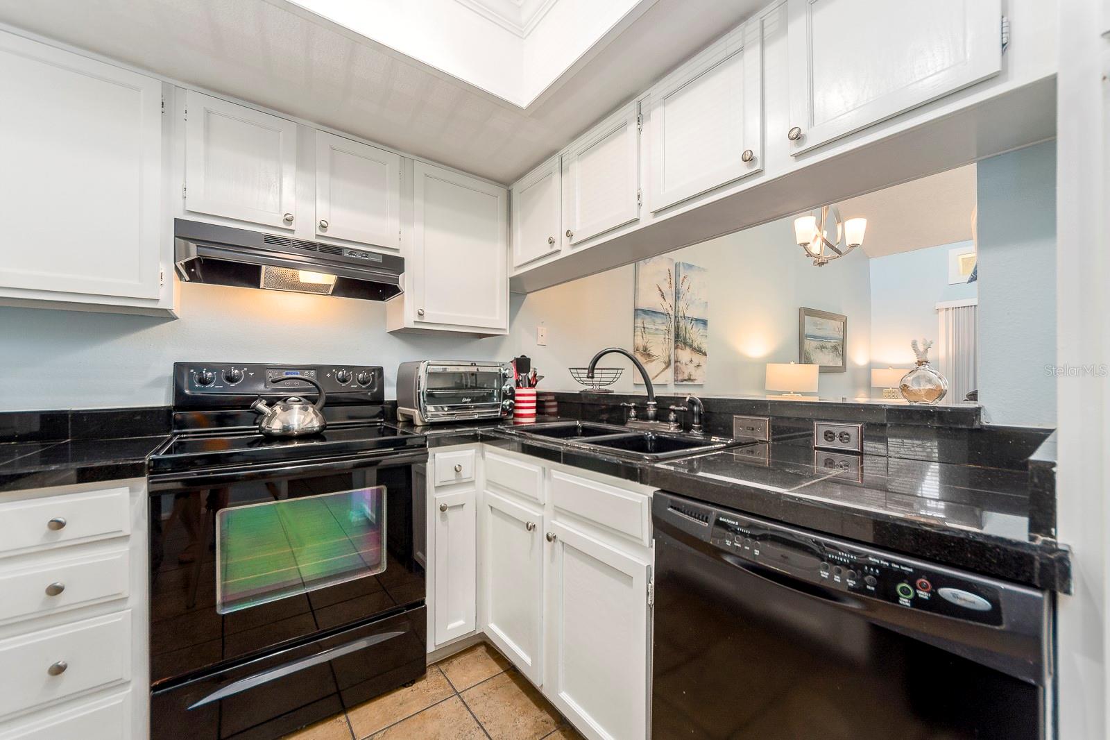 EAST LAKE WOODLANDS WOODLAKE RUN - Residential