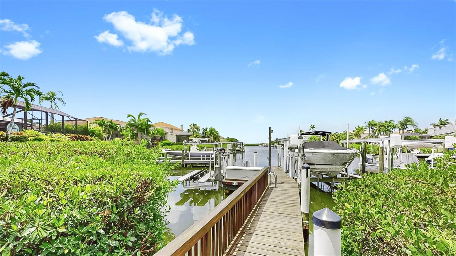 SYMPHONY ISLES UNIT FOUR - Residential