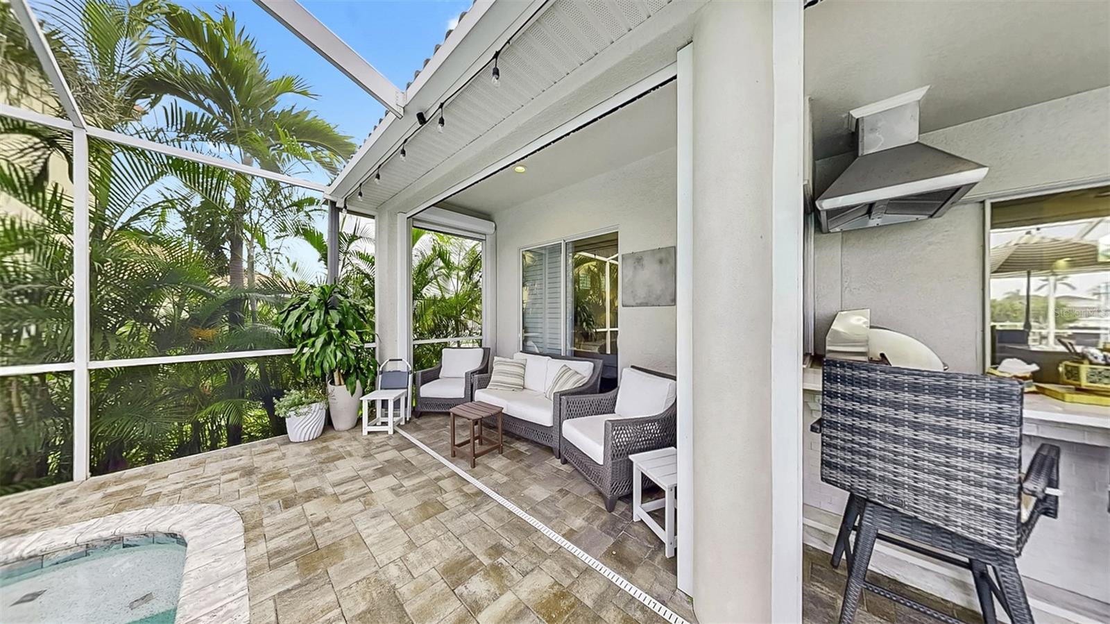 SYMPHONY ISLES UNIT FOUR - Residential