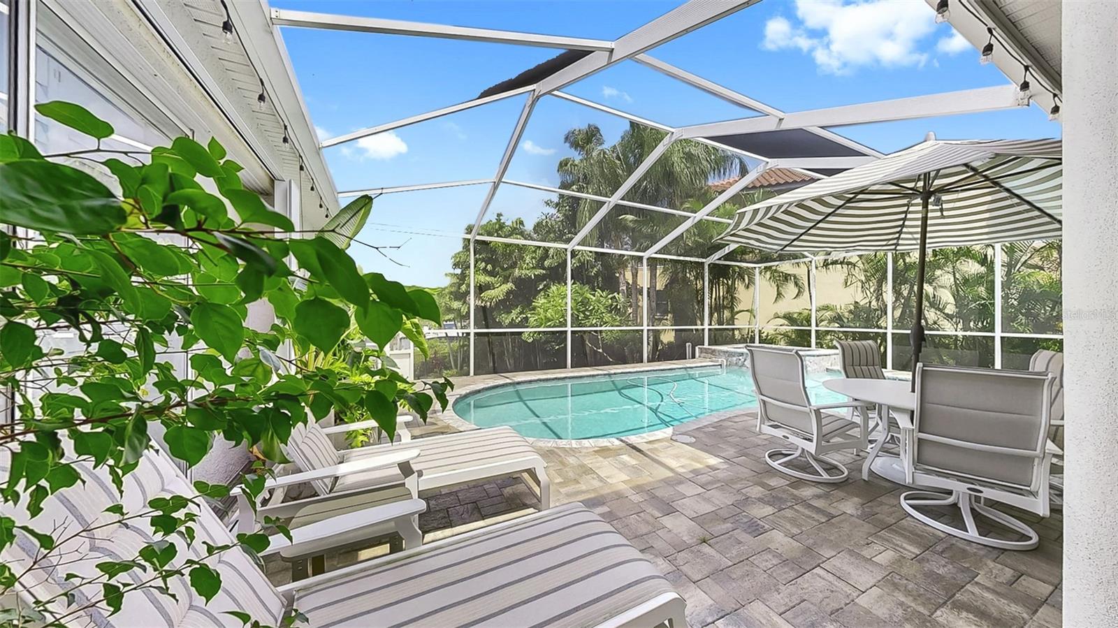SYMPHONY ISLES UNIT FOUR - Residential