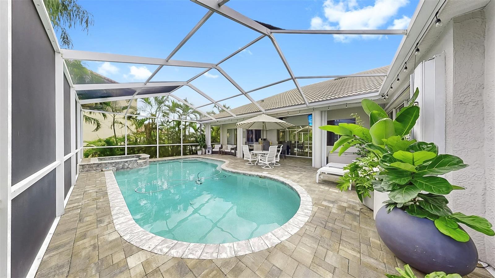 SYMPHONY ISLES UNIT FOUR - Residential