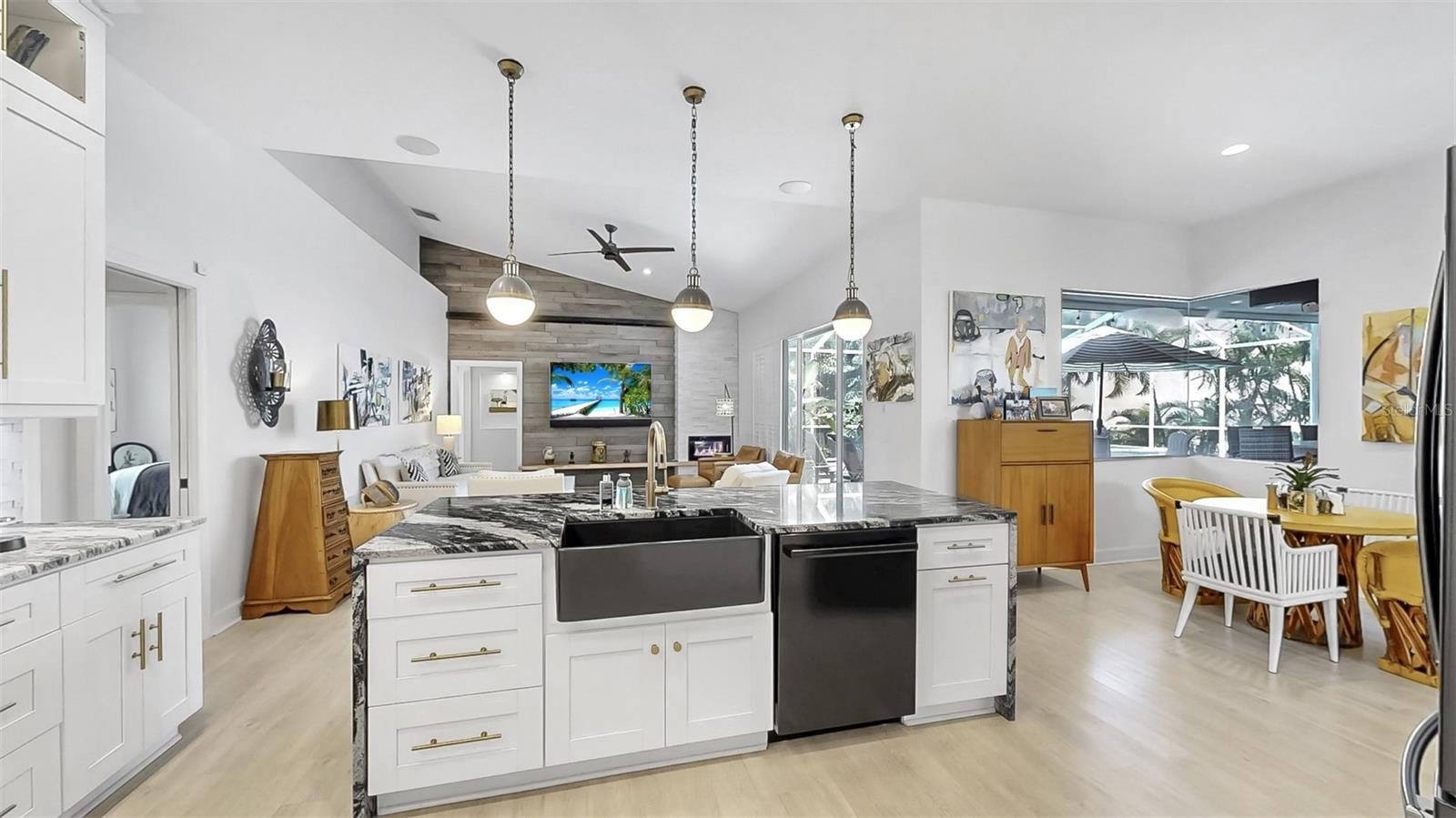 SYMPHONY ISLES UNIT FOUR - Residential