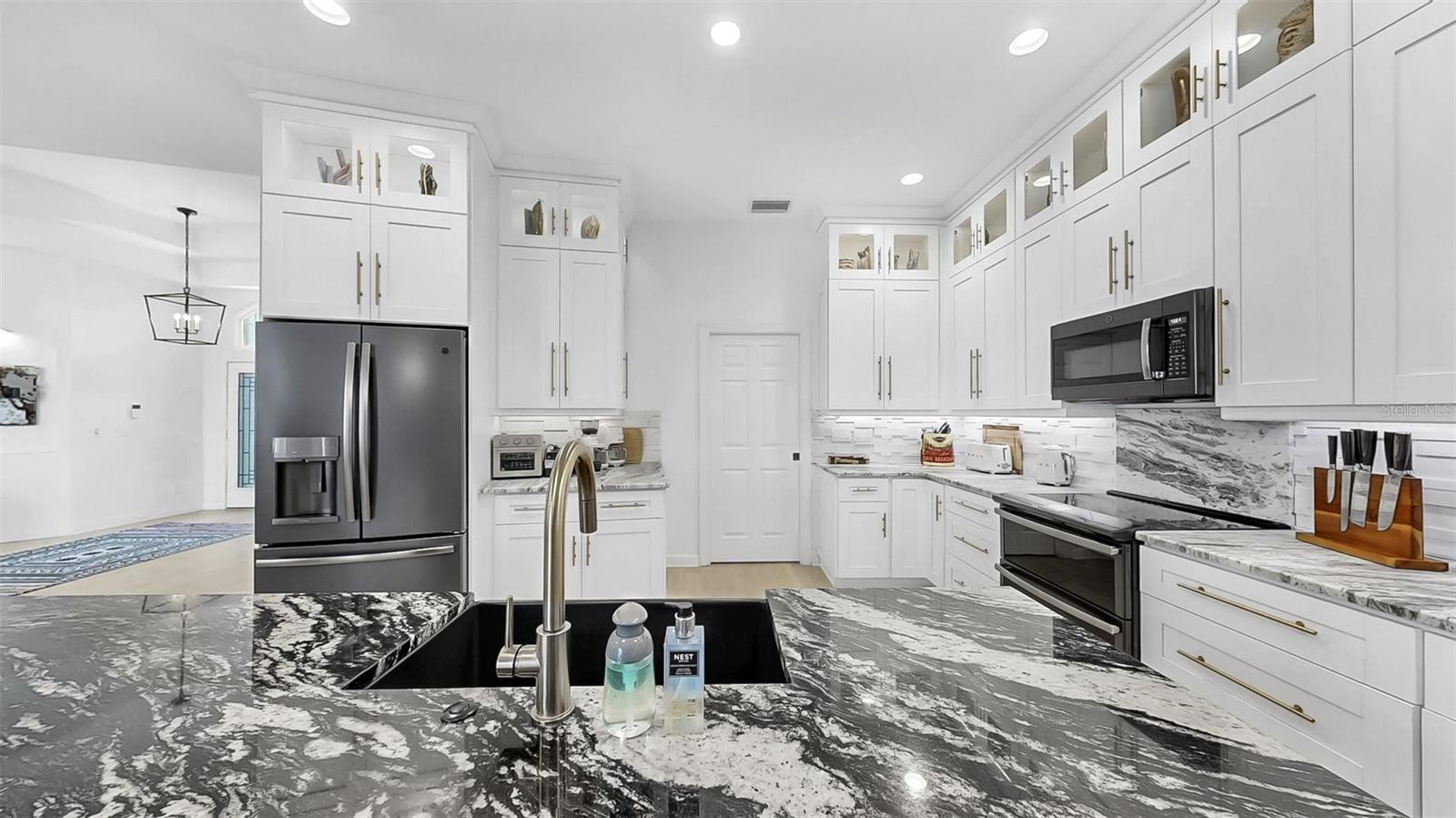 SYMPHONY ISLES UNIT FOUR - Residential