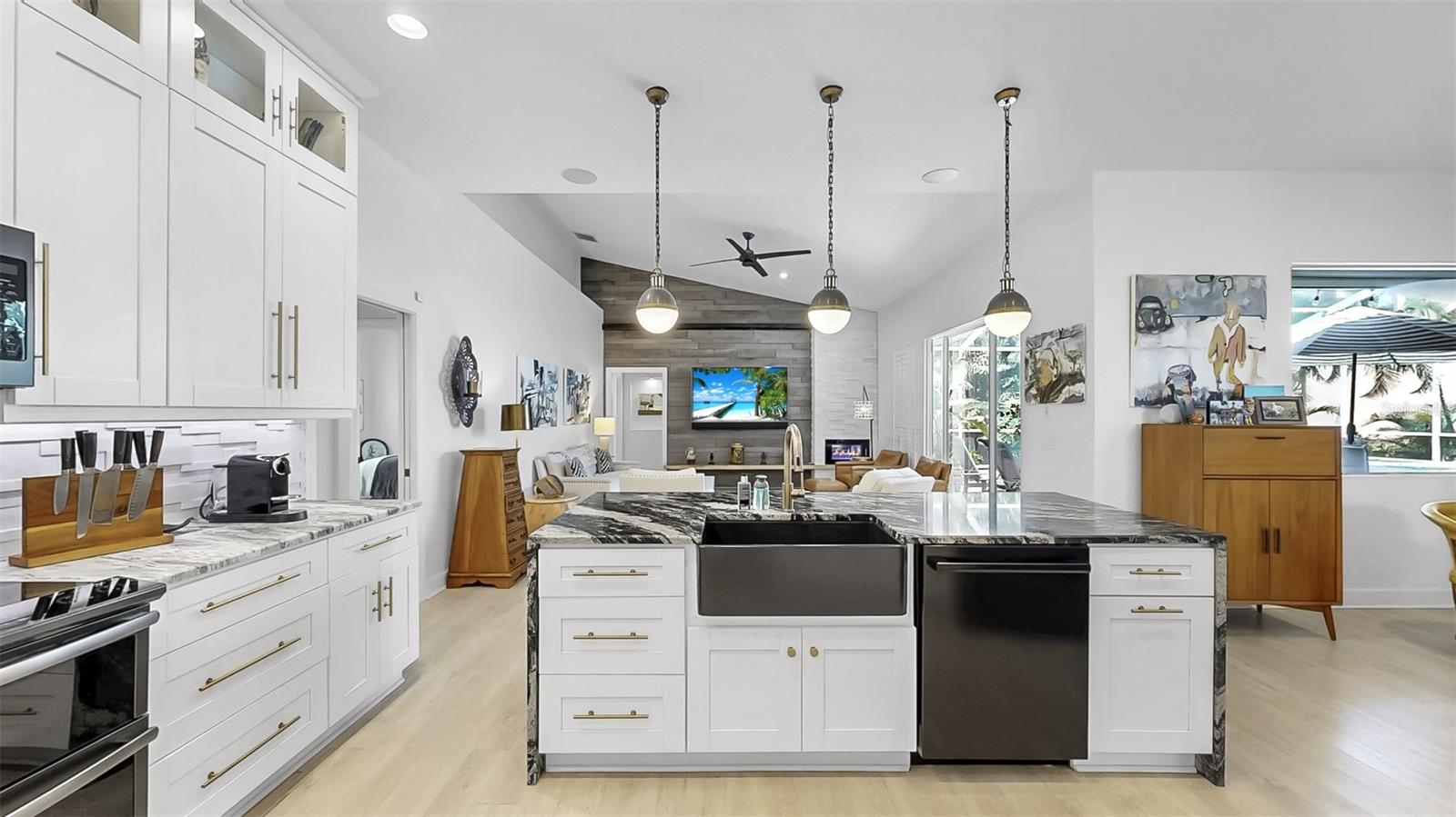 SYMPHONY ISLES UNIT FOUR - Residential