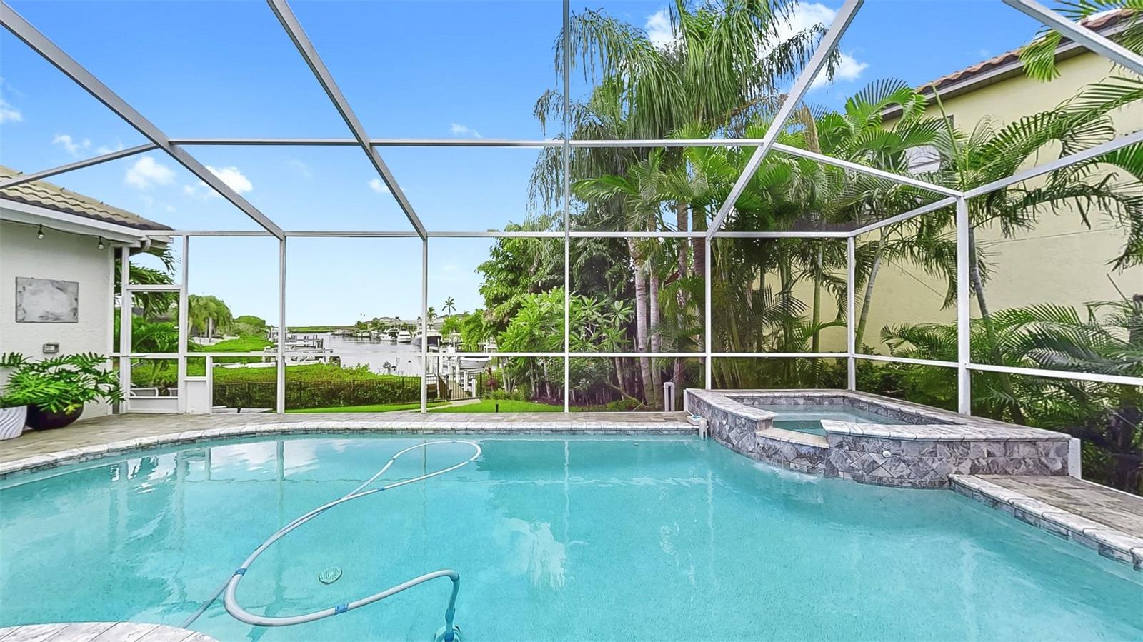 SYMPHONY ISLES UNIT FOUR - Residential