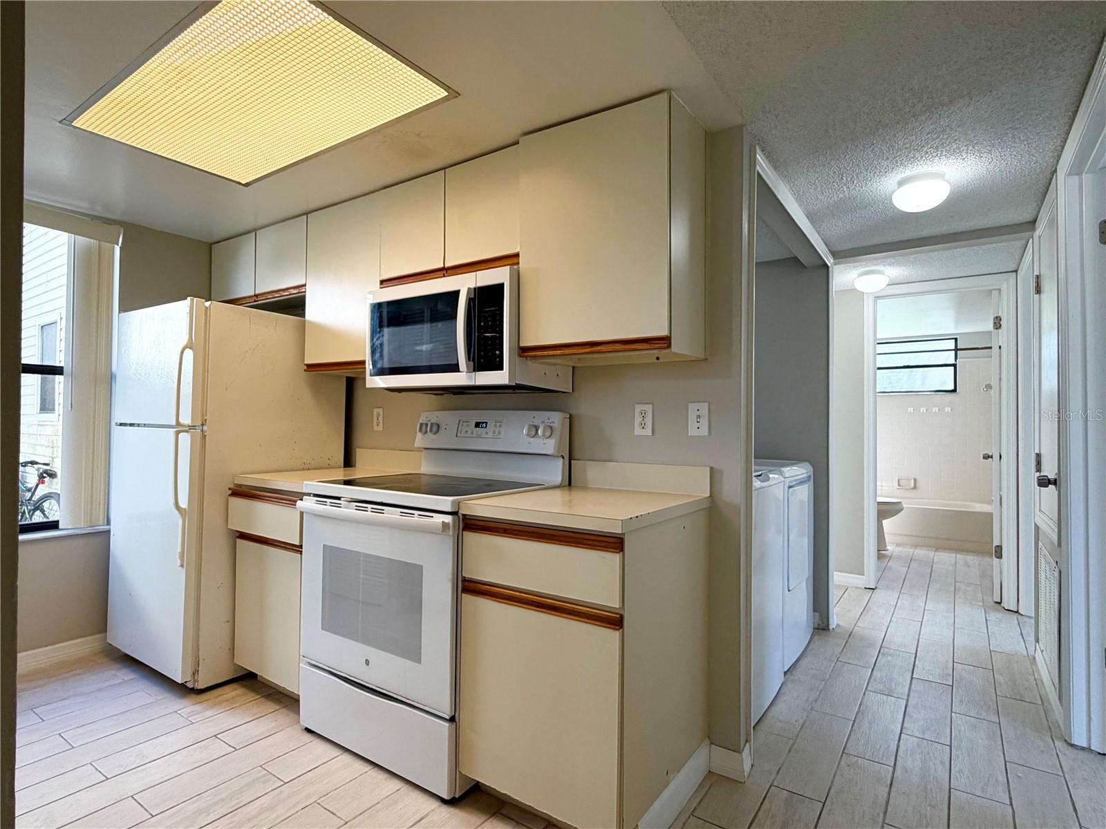 VILLAS AT SHADDOW BAY - Residential