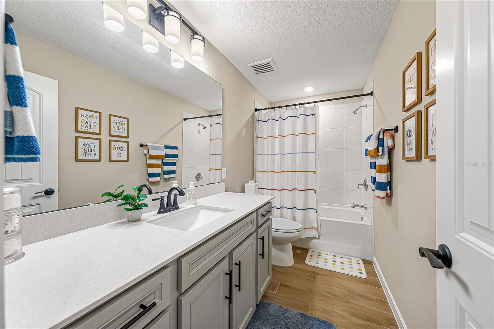 CANOPY TERRACE - Residential