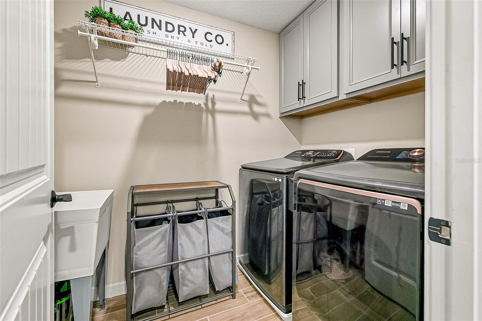 CANOPY TERRACE - Residential