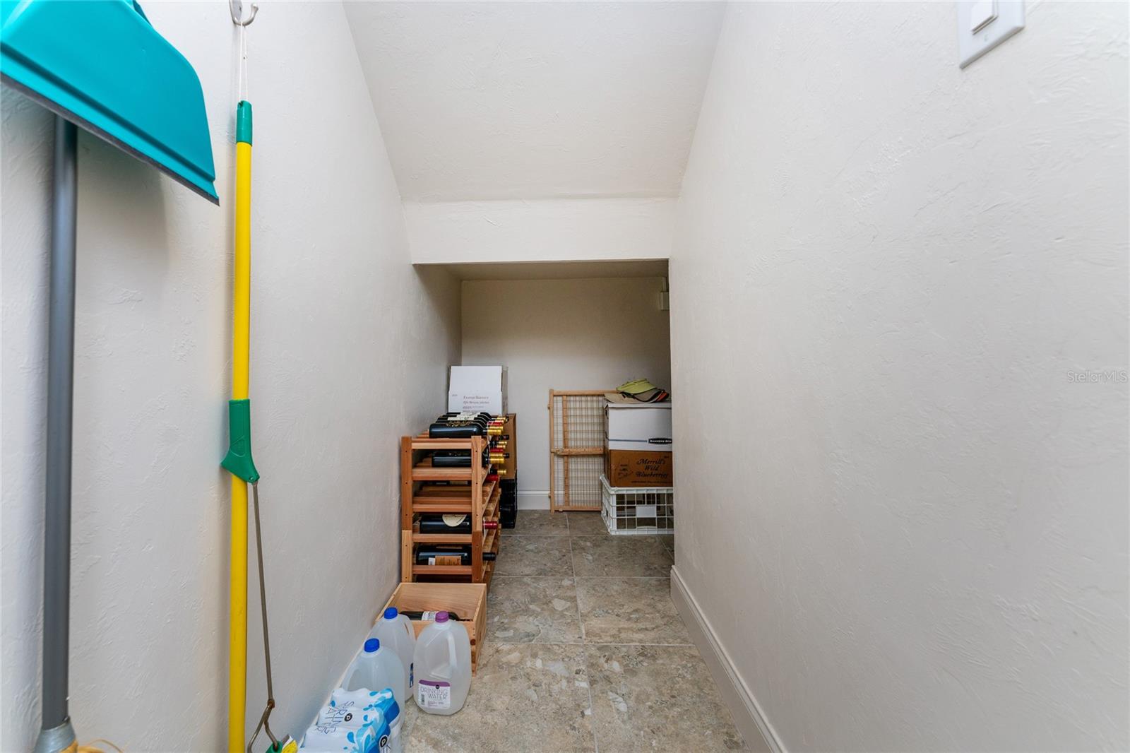 PIRATE HARBOR 01 - Residential