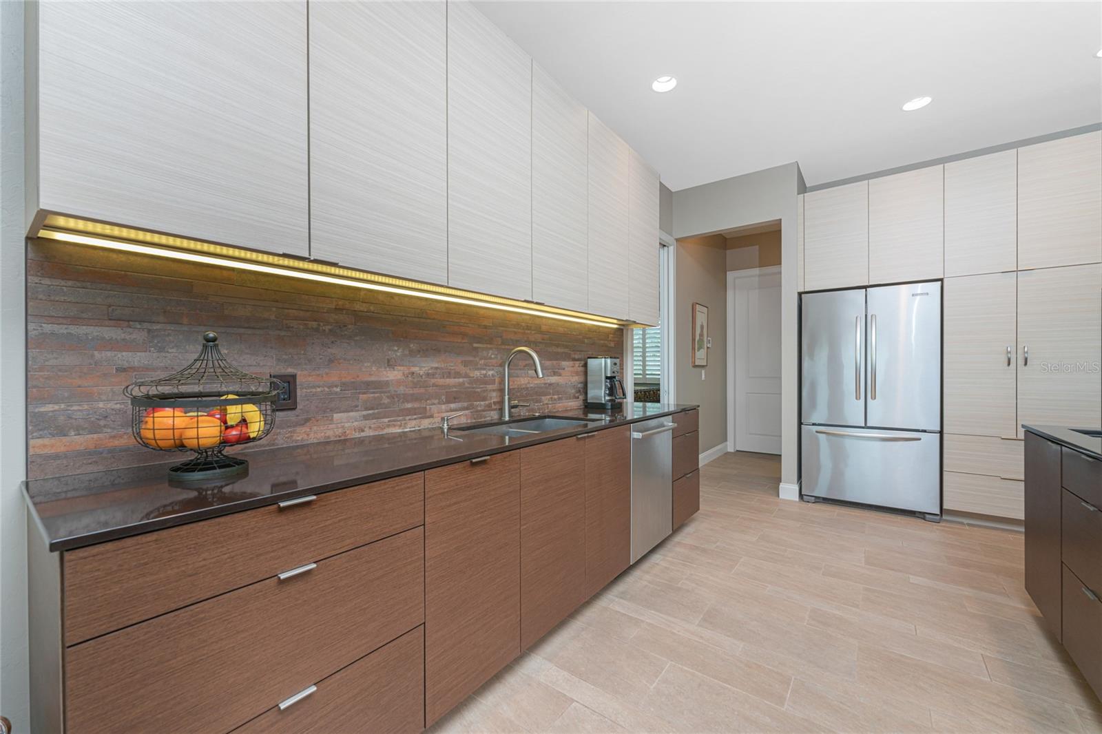 PIRATE HARBOR 01 - Residential