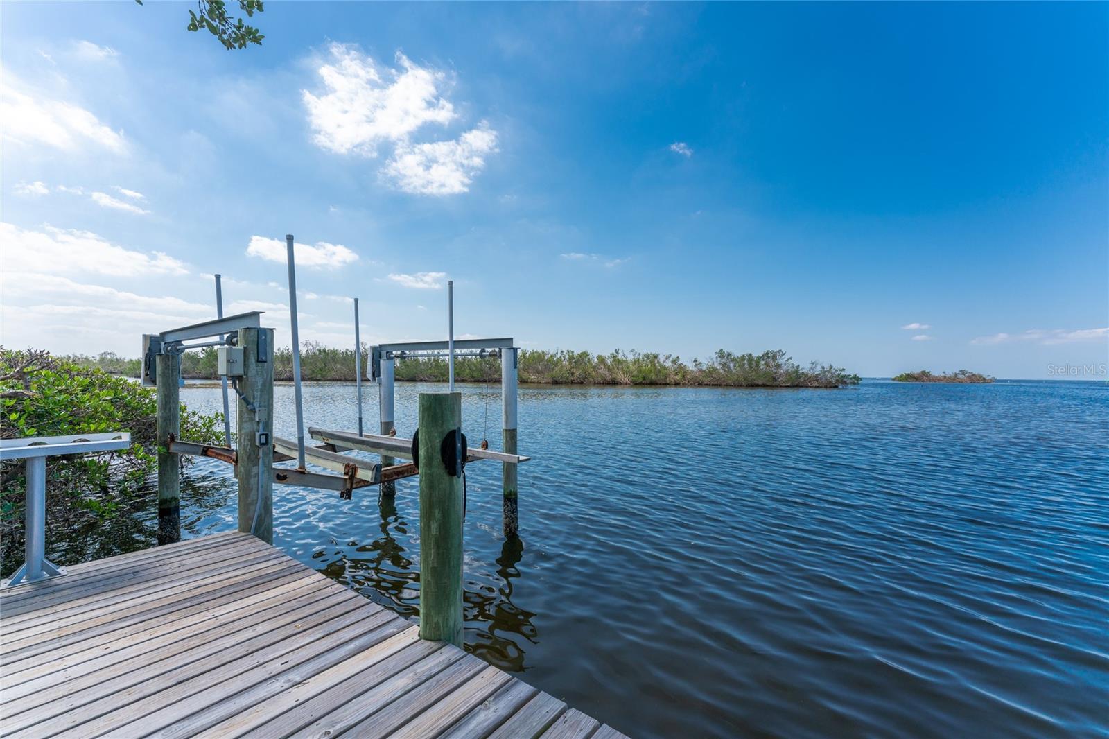 PIRATE HARBOR 01 - Residential