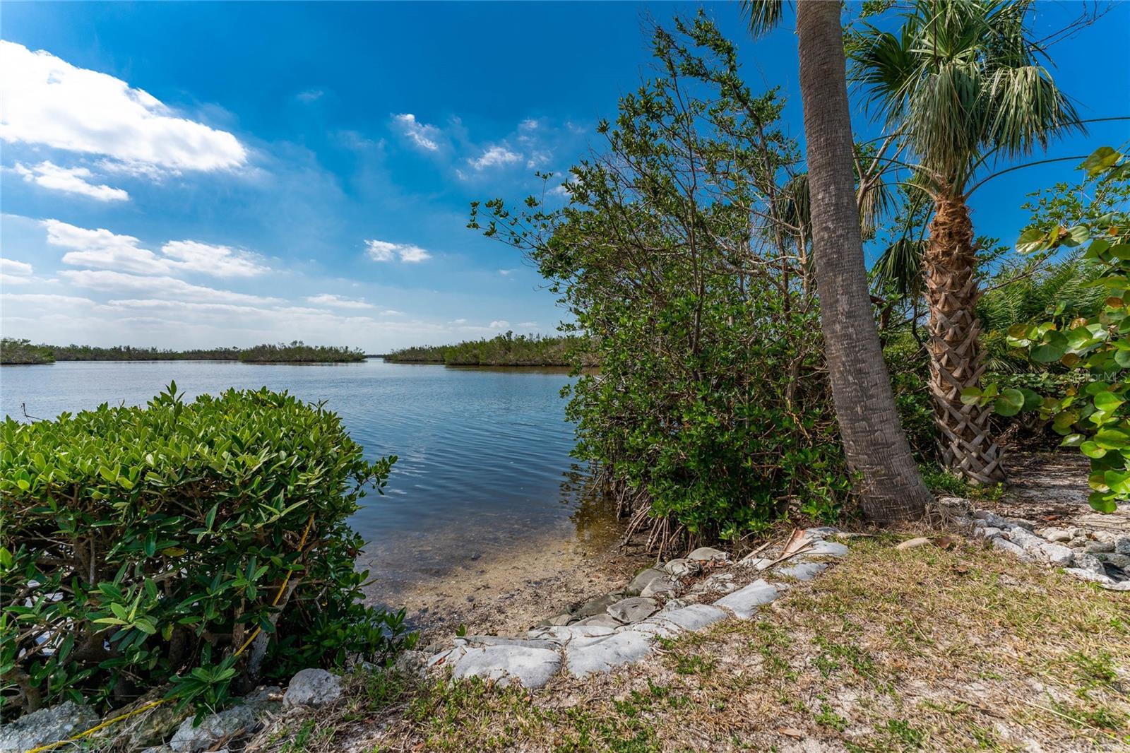 PIRATE HARBOR 01 - Residential