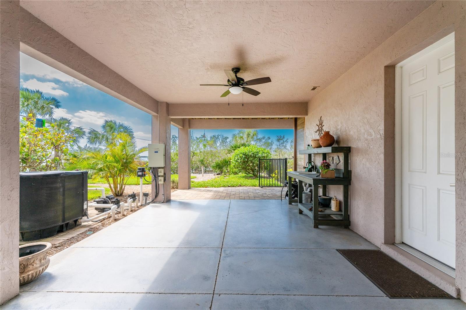 PIRATE HARBOR 01 - Residential