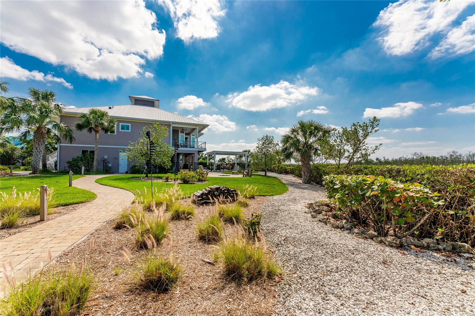 PIRATE HARBOR 01 - Residential