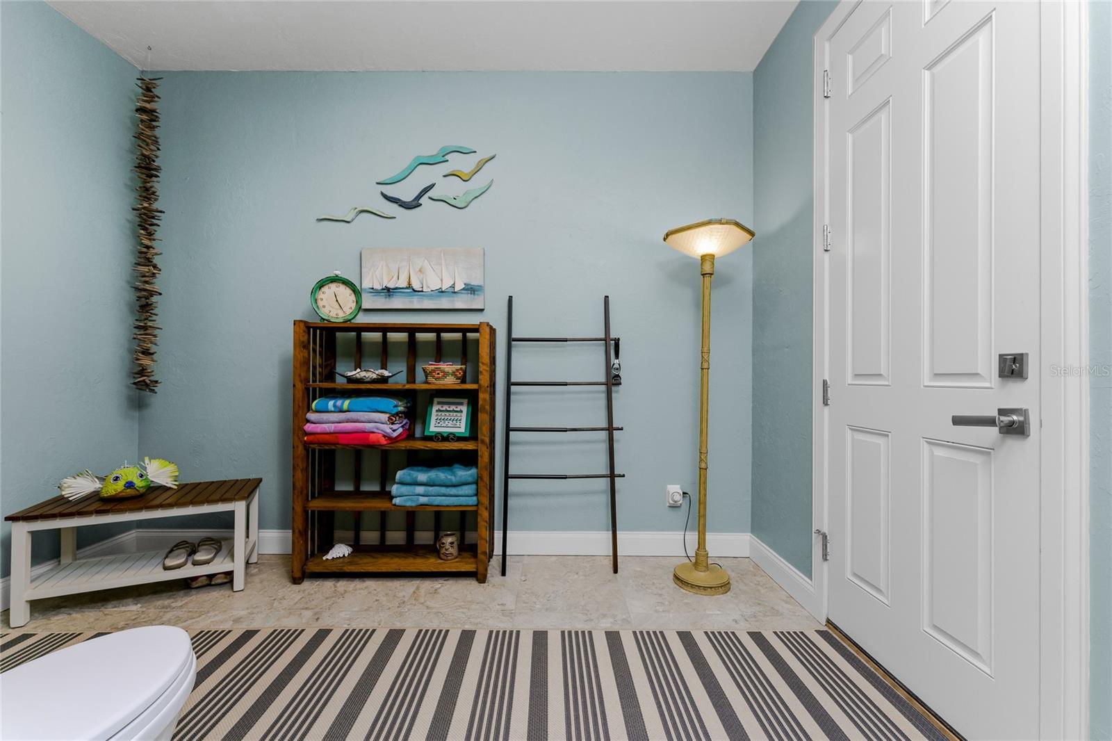 PIRATE HARBOR 01 - Residential