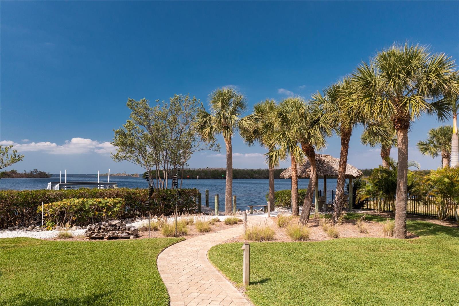 PIRATE HARBOR 01 - Residential