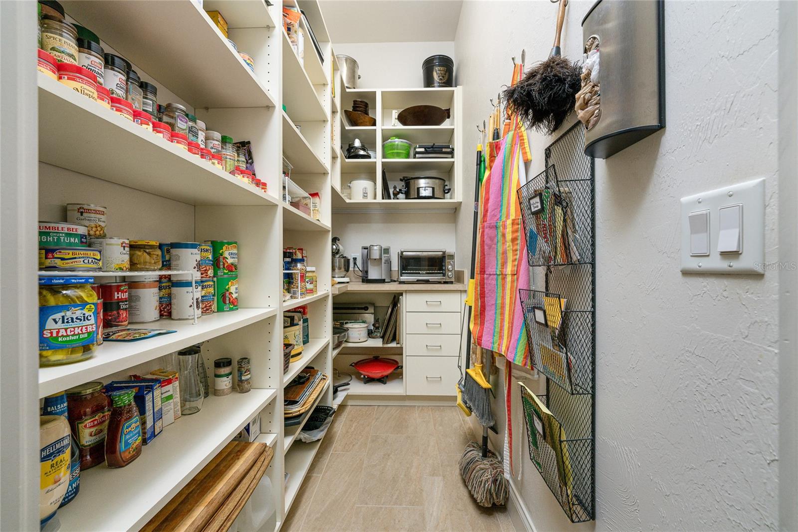 PIRATE HARBOR 01 - Residential