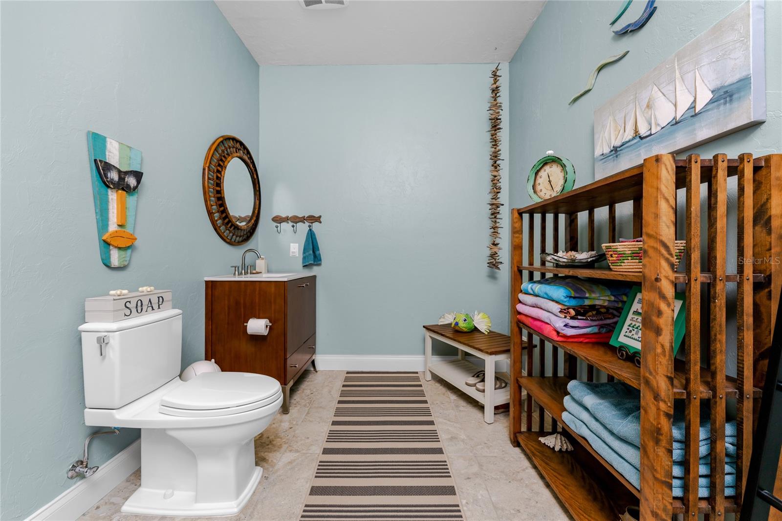 PIRATE HARBOR 01 - Residential