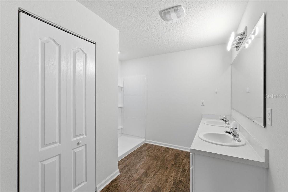 GRAND RESERVE AND GOLF CLUB - Residential