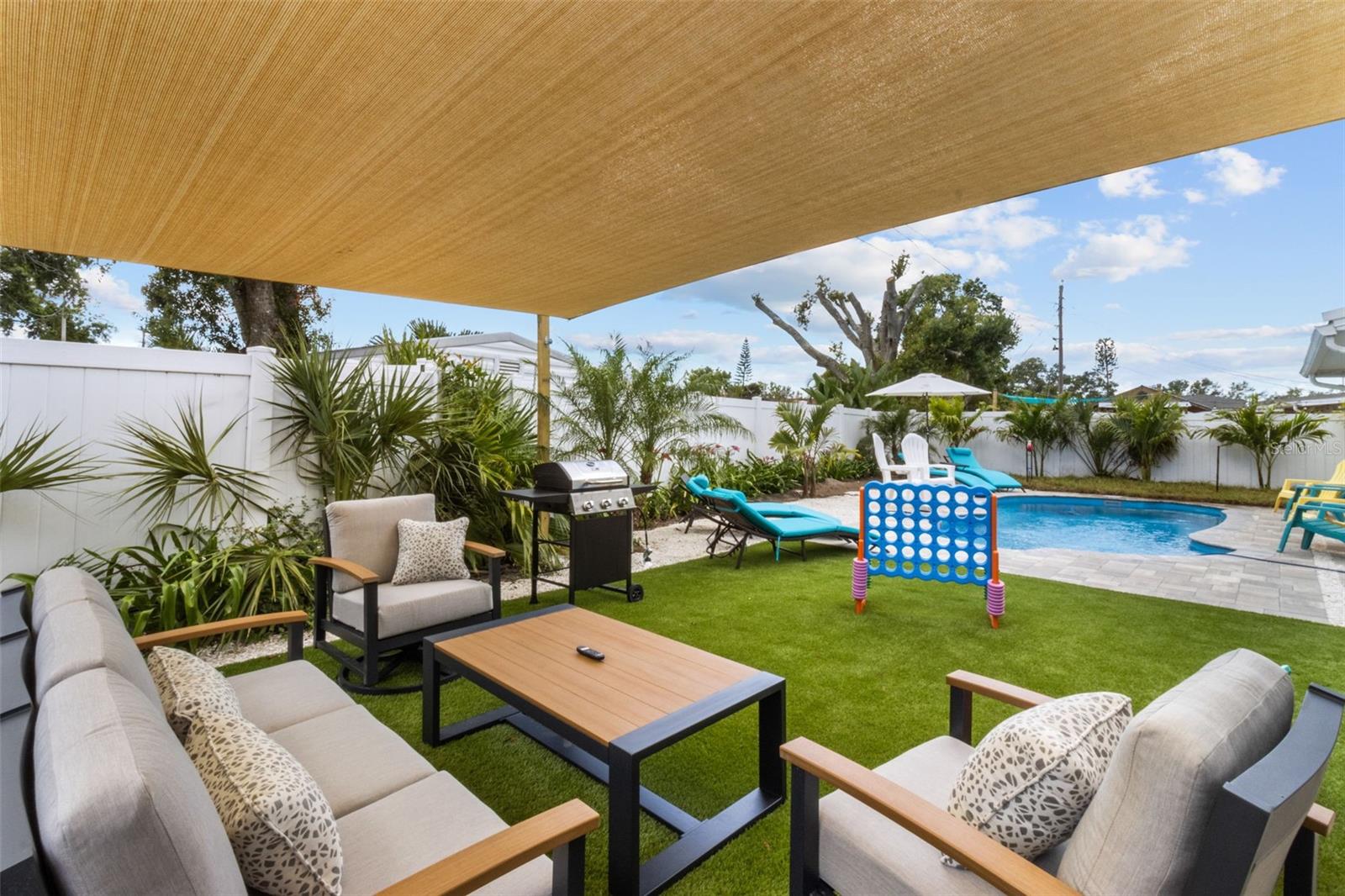 CASA DEL SOL FIFTH UNIT - Residential